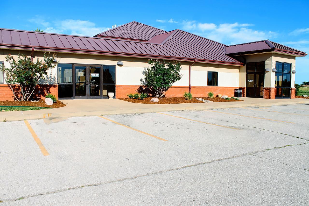 Americas Best Value Inn-Fredonia Экстерьер фото